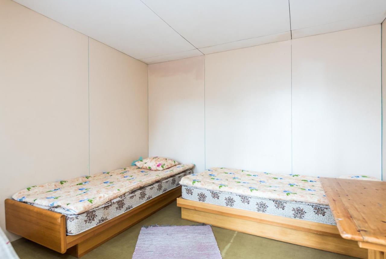 Hôtel Rantakallan Leirintamokit à Kalajoki Extérieur photo